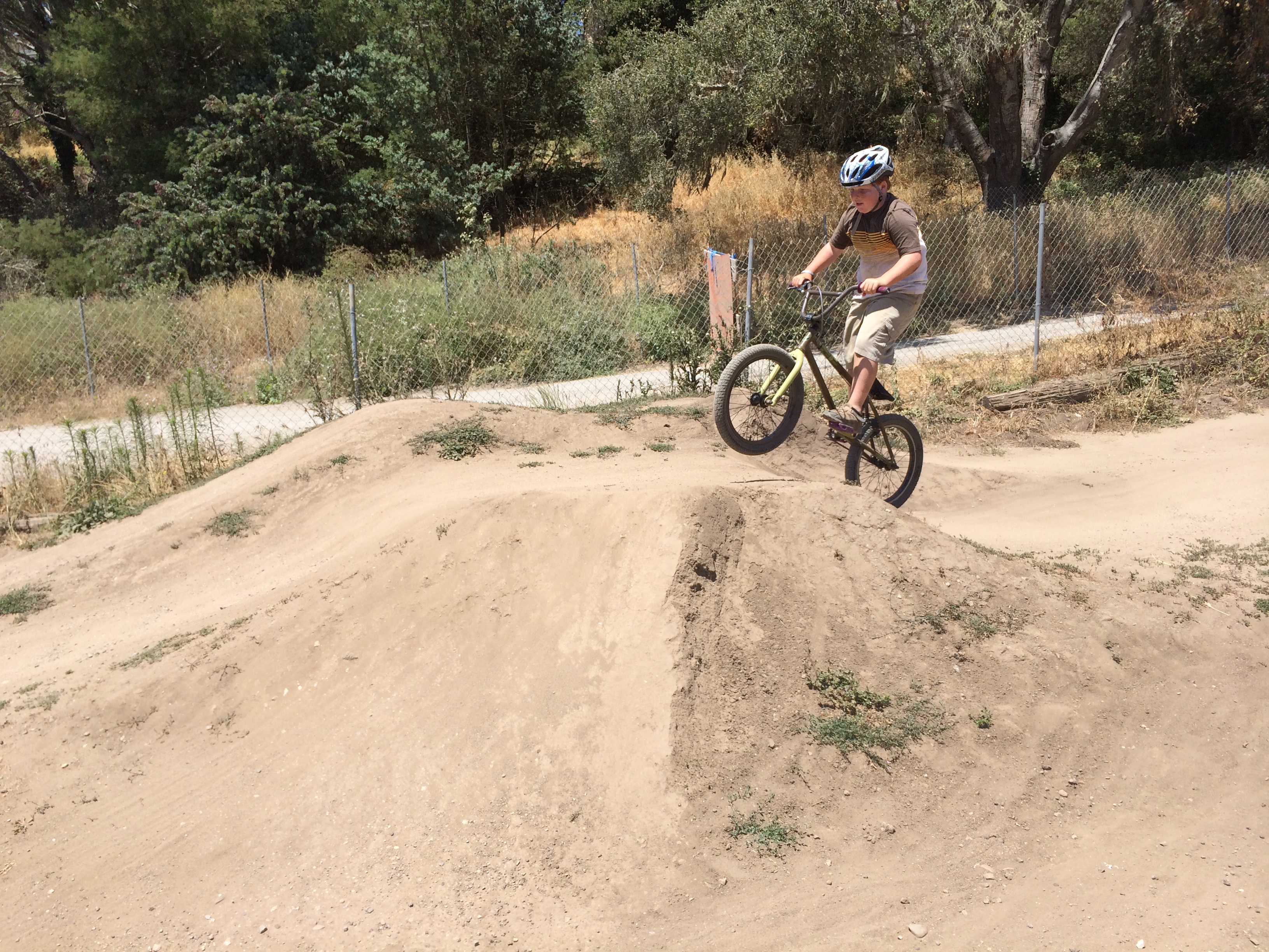 New trails. New courage. Why daily exploration lights kids’ confidence and joy.